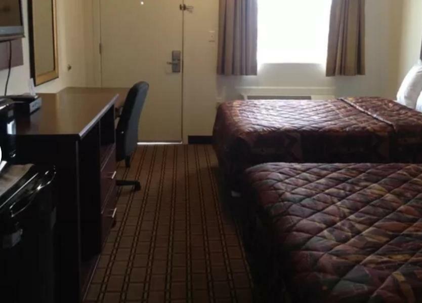 America & Motel